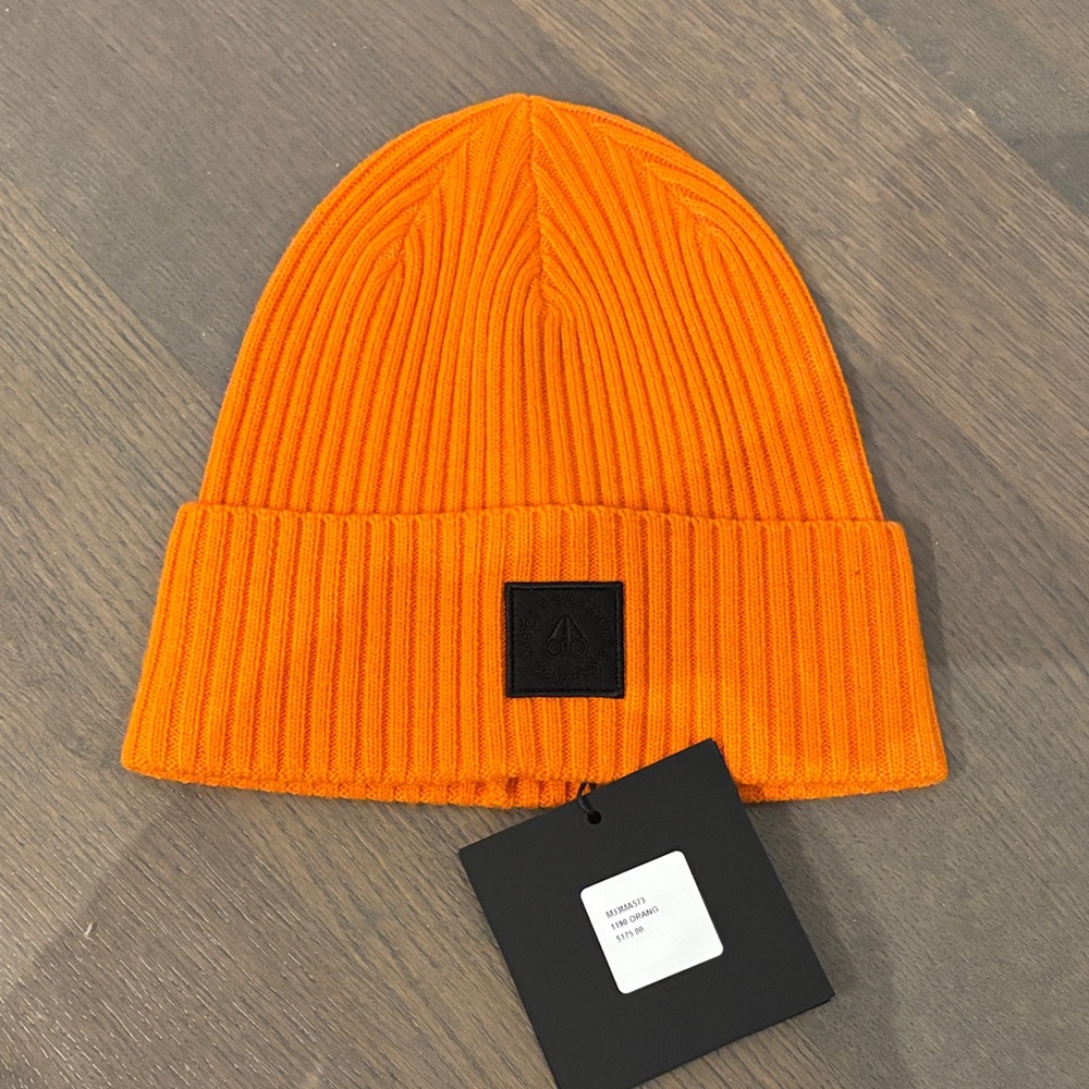 Moose knuckles merino wool orange peel Beanie